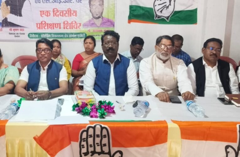 कांग्रेस ने ठेठाईटांगर में मनरेगा, पेसा और एसआईआर पर विशेष प्रशिक्षण शिविर आयोजित किया: जनता की आवाज मजबूत करने का संकल्प