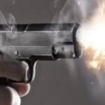 रामगढ़ में कोयला कारोबारी गजानन प्रसाद के घर पर ताबड़तोड़ फायरिंग, सौदा बाजार में भी चली गोलियां; मची अफरा-तफरी 20260212_083758