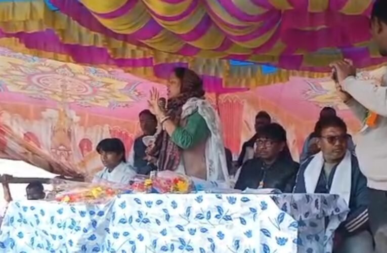 "उधवा दियारा के ढाई लाख लोग बंगाल से जुड़े, लेकिन मतदाता नहीं: प. बंगाल मंत्री सबीना यास्मीन का बड़ा बयान, झारखंड सरकार पर साधा निशाना" 37 20260213 100602