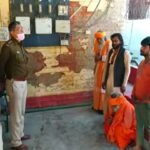 बोकारो के बंशीडीह में बच्चा चोर की अफवाह पर भीड़ ने 5 साधुओं को पीटा, बोलेरो गाड़ी क्षतिग्रस्त पुलिस ने बचाया। 20260214_104320