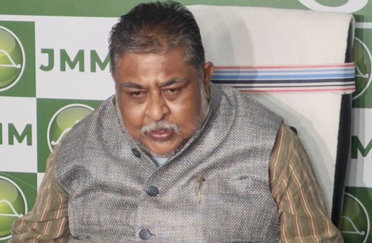 झामुमो ने लगाया रांची मेयर चुनाव में आचार संहिता उल्लंघन का गंभीर आरोप: सांप्रदायिक प्रचार और दलीय चिन्हों के इस्तेमाल का इल्ज़ाम 19 20260218 205423