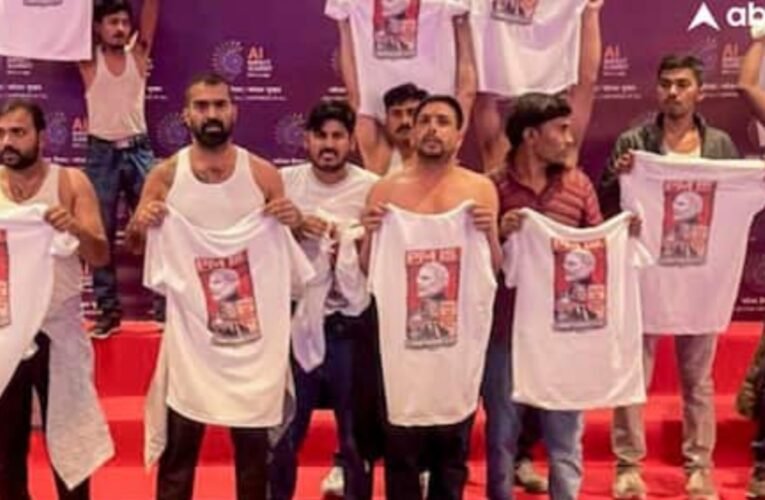 एआई इम्पैक्ट समिट में हंगामा: यूथ कांग्रेस कार्यकर्ताओं ने टी-शर्ट उतारकर लगाए ‘PM is Compromised’ के नारे, 10 गिरफ्तार