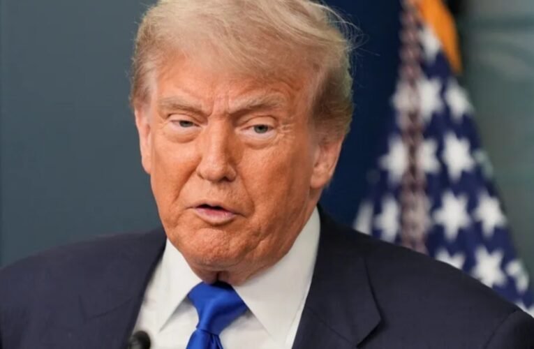 ट्रंप ने दुनिया भर पर टैरिफ बढ़ाकर 15% किया, कहा- अमेरिका को फिर से महान बनाएंगे!