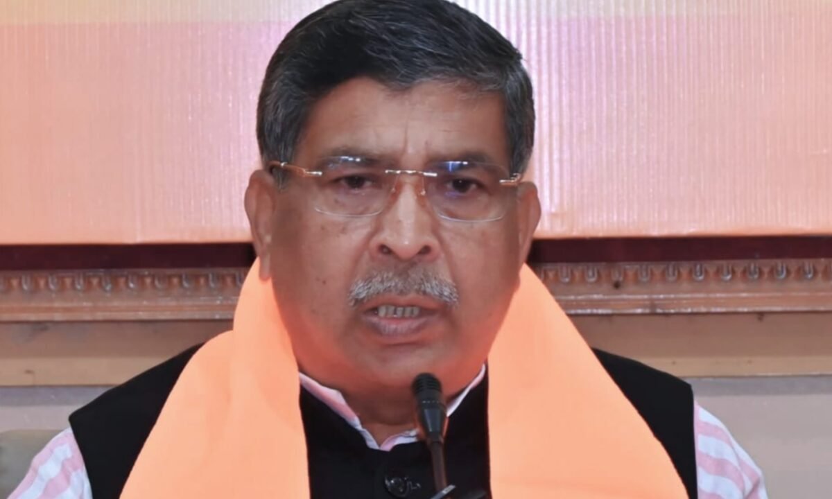 झारखंड में नगर निकाय चुनाव को लेकर भाजपा प्रदेश अध्यक्ष ने पुलिस प्रशासन से की अपील: पद और वर्दी की मर्यादा न तोड़ें, राज्य सरकार का टूलकिट न बनें 42 20260221 193147