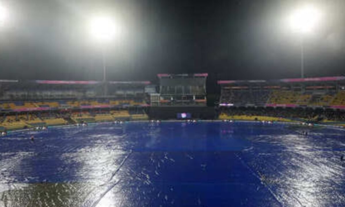 टी20 विश्व कप 2026: सुपर-8 का आगाज बारिश ने बिगाड़ा! न्यूजीलैंड-पाकिस्तान मैच बिना गेंद फेंके रद्द, दोनों टीमों को 1-1 अंक 13 20260221 212648