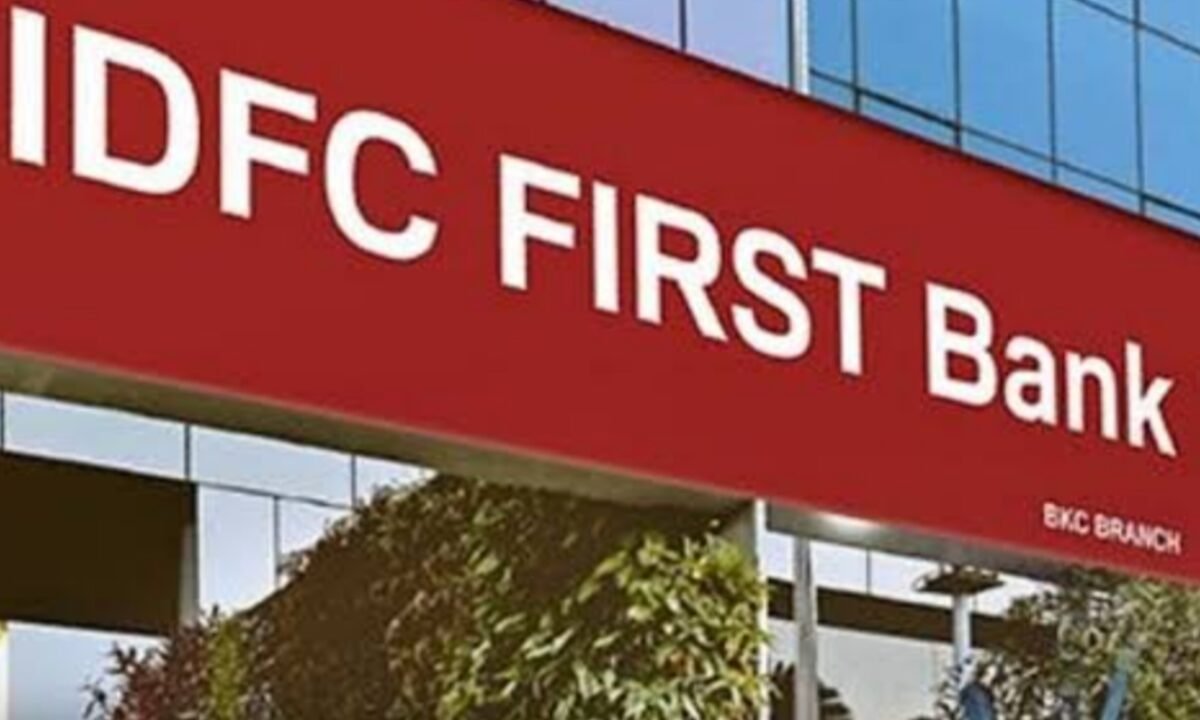 चंडीगढ़ में IDFC फर्स्ट बैंक घोटाला: हरियाणा सरकार के ₹590 करोड़ की धोखाधड़ी, 4 कर्मचारी सस्पेंड; निजी बैंकों से खाते 31 मार्च तक बंद करने के आदेश 47 20260223 154229