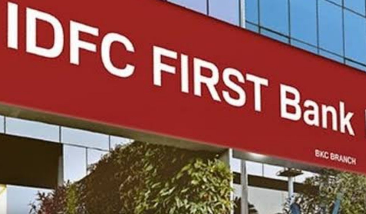 चंडीगढ़ में IDFC फर्स्ट बैंक घोटाला: हरियाणा सरकार के ₹590 करोड़ की धोखाधड़ी, 4 कर्मचारी सस्पेंड; निजी बैंकों से खाते 31 मार्च तक बंद करने के आदेश 1 20260223 154229