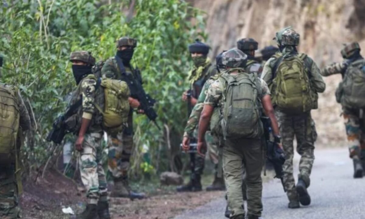 जम्मू-कश्मीर के किश्तवाड़ में बड़ी सफलता: 326 दिनों के ऑपरेशन त्राशी में सभी 7 जैश आतंकी ढेर, क्षेत्र से आतंक का सफाया 42 20260223 221405