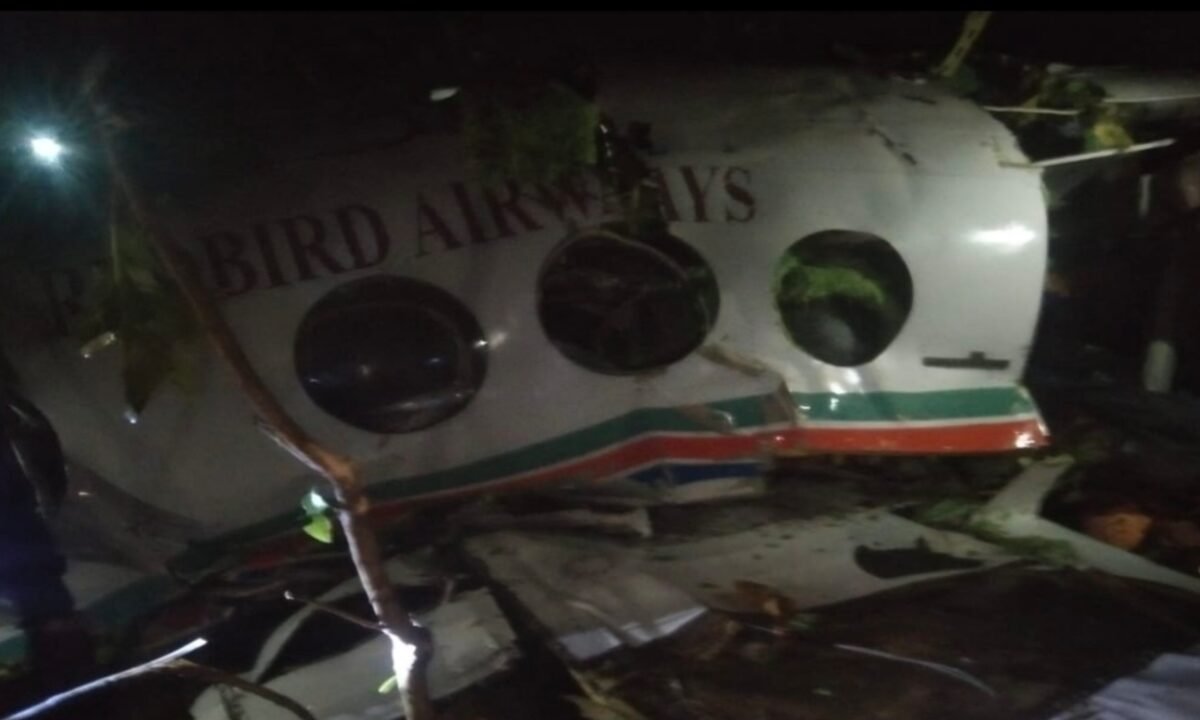 झारखंड में दिल दहला देने वाला हादसा: रांची से दिल्ली जा रही एयर एंबुलेंस क्रैश, सातों सवारों की मौत की आशंका 11 20260223 232441