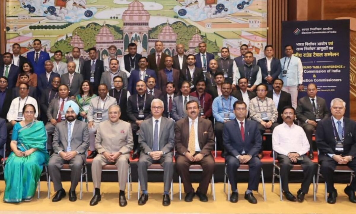 नई दिल्ली में भारत निर्वाचन आयोग और राज्य चुनाव आयुक्तों का राष्ट्रीय गोलमेज सम्मेलन 2026 सफलतापूर्वक संपन्न 40 20260224 200128