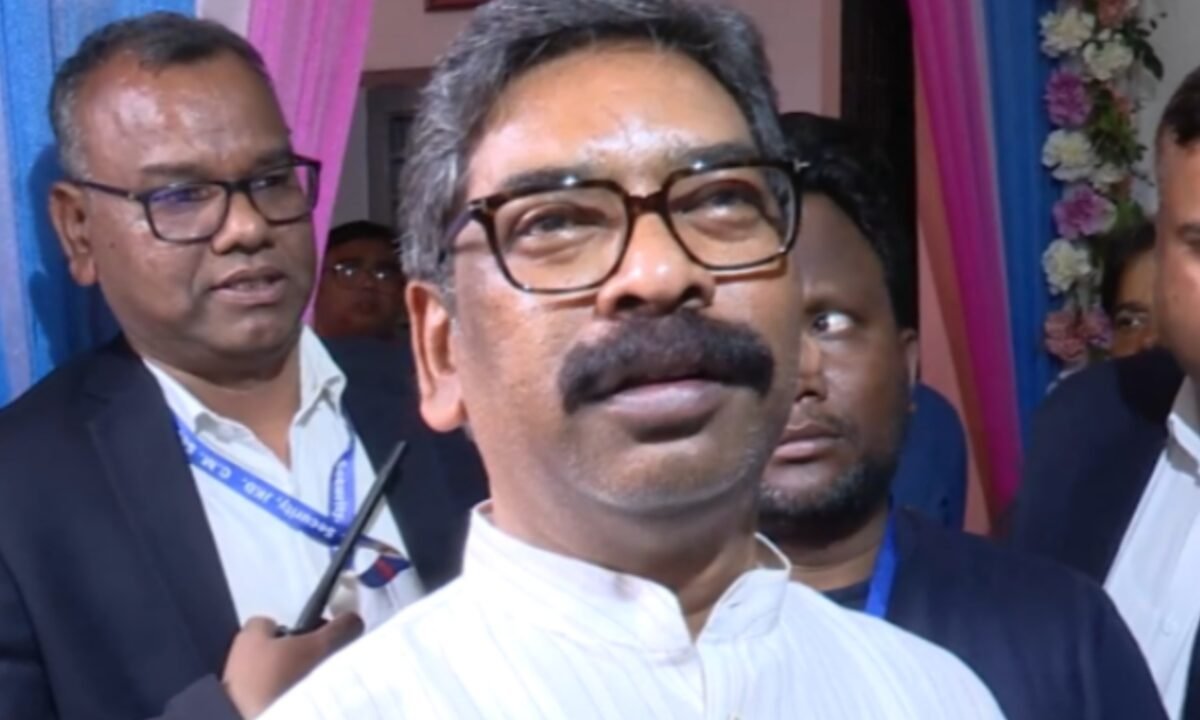 झारखंड सीएम हेमंत सोरेन को सुप्रीम कोर्ट से अंतरिम राहत, पीएमएलए कोर्ट की कार्यवाही रुकी 38 20260225 204047