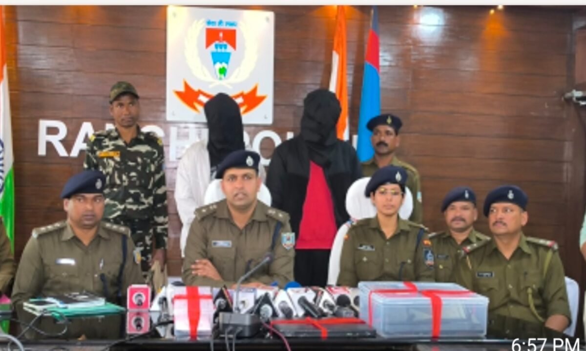 रांची पुलिस का बड़ा एक्शन: नीदरलैंड से डार्क वेब के जरिए मंगवाई जा रही थी LSD, दो गिरफ्तार 42 20260226 210717