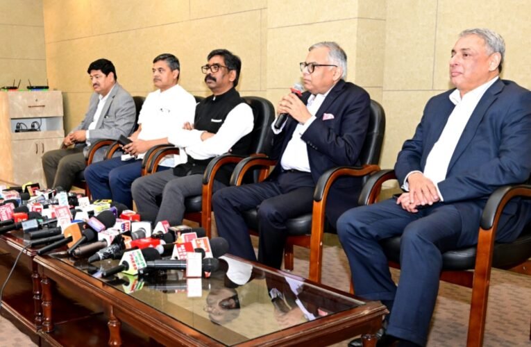 टाटा समूह झारखंड में करेगा 11,000 करोड़ का बड़ा निवेश: टाटा स्टील में एडवांस्ड ग्रीन स्टील टेक्नोलॉजी और हाइड्रोजन ट्रक पर फोकस 18 20260302 202934