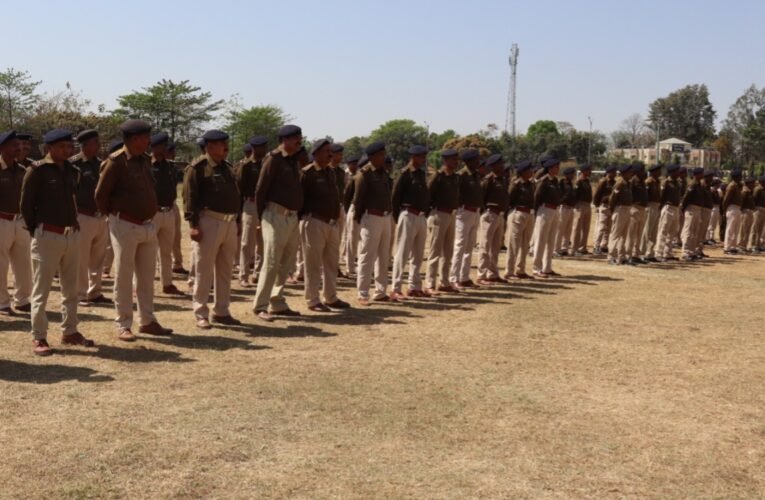 सिमडेगा में होली की सुरक्षा: शांतिपूर्ण उत्सव के लिए सिमडेगा पुलिस अलर्ट, शराबी ड्राइवरों और सोशल मीडिया पर भी कड़ी नजर 15 20260302 210521