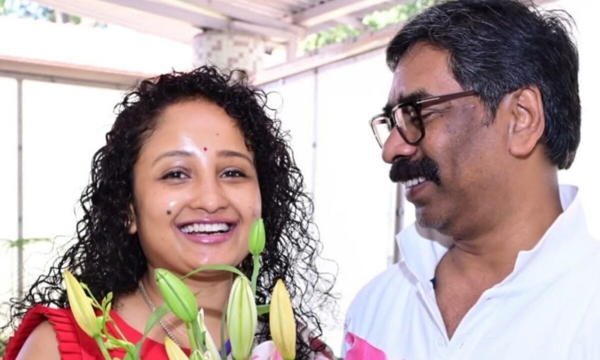 कल्पना सोरेन ने जन्मदिन पर झारखंड की जनता को दिया भावुक संदेश: "महिला सशक्तिकरण के लिए समर्पित रहूंगी" 11 20260303 225442