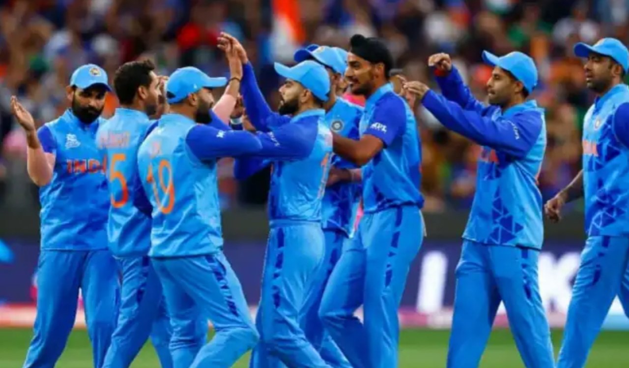 भारत ने न्यूज़ीलैंड को रौंदकर रचा इतिहास, T20 विश्व कप 2026 पर फिर से कब्जा! घरेलू मैदान पर दूसरी बार चैंपियन बनी टीम इंडिया 4 20260308 224634