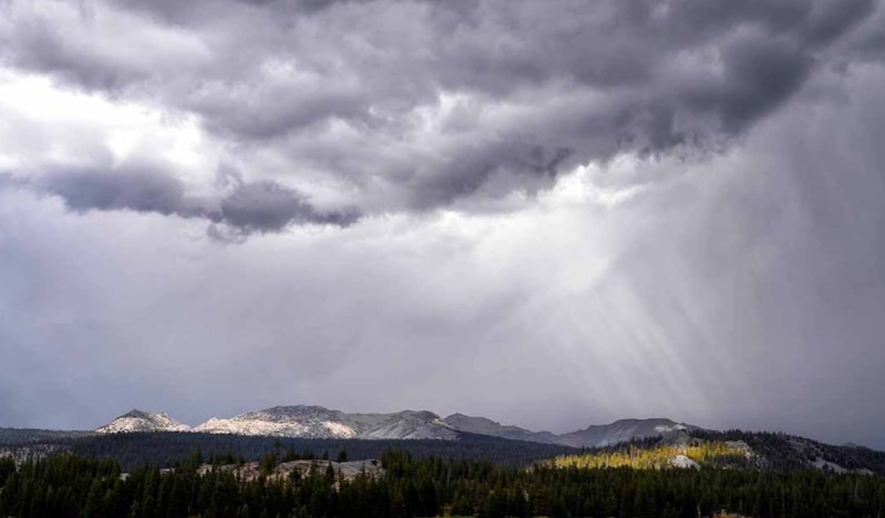 रांची सहित पूरे झारखंड में मौसम रहेगा गर्म, रांची में 35-36°C तक पहुंचेगा पारा – कुछ इलाकों में मेघगर्जन के साथ हल्की बारिश की संभावना 3 20260309 084358