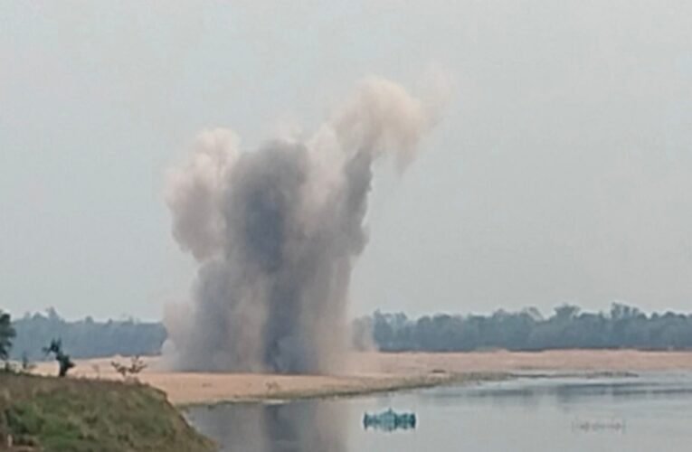 वर्ल्ड वॉर 2 (World war 2) के समय के 227 किलो बम को सेना ने किया डिफ्यूज । 22 20260325 124306