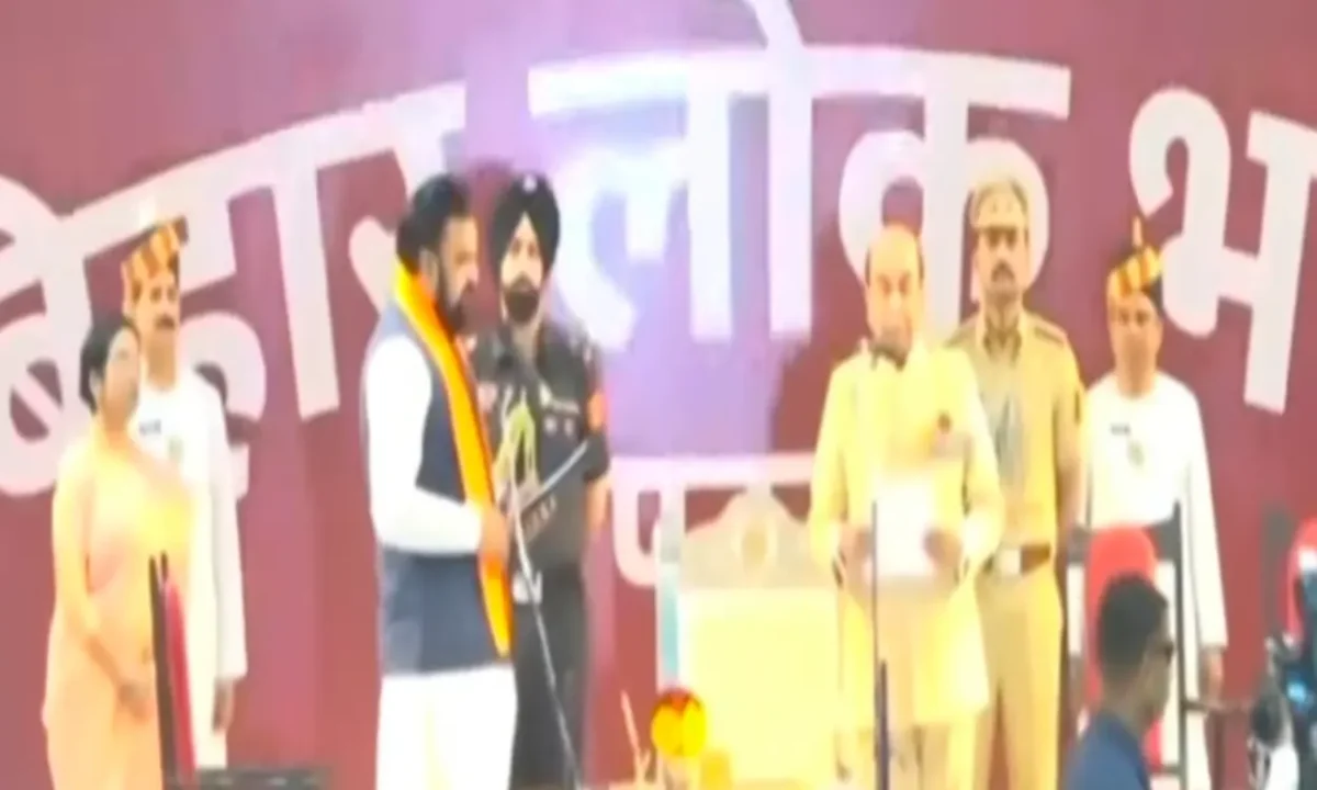 बिहार के नए मुख्यमंत्री बने सम्राट चौधरी: बीजेपी का पहला CM, राज्यपाल ने दिलाई शपथ 46 Samrat Chaudhary Becomes Bihar's New Chief Minister: BJP's First CM; Governor Administers Oath