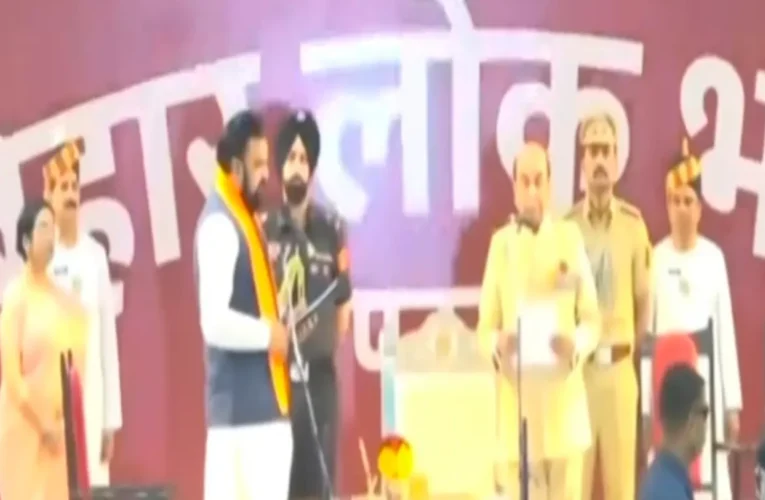 बिहार के नए मुख्यमंत्री बने सम्राट चौधरी: बीजेपी का पहला CM, राज्यपाल ने दिलाई शपथ 55 Samrat Chaudhary Becomes Bihar's New Chief Minister: BJP's First CM; Governor Administers Oath