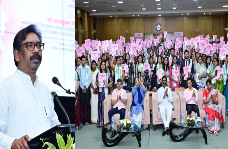 hemant-soren-distributed-appointment-letters