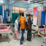 Gumla: Auto-rickshaw carrying schoolchildren overturns amidst severe storm; 5 injured.