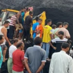 धनबाद: मुनीडीह कोल वाशरी में बड़ा हादसा, भारी बारिश के बीच स्लरी ढहने से 4 मजदूरों की मौत, रेस्क्यू जारी Coal Washery Accident, Dhanbad News, BCCL News.