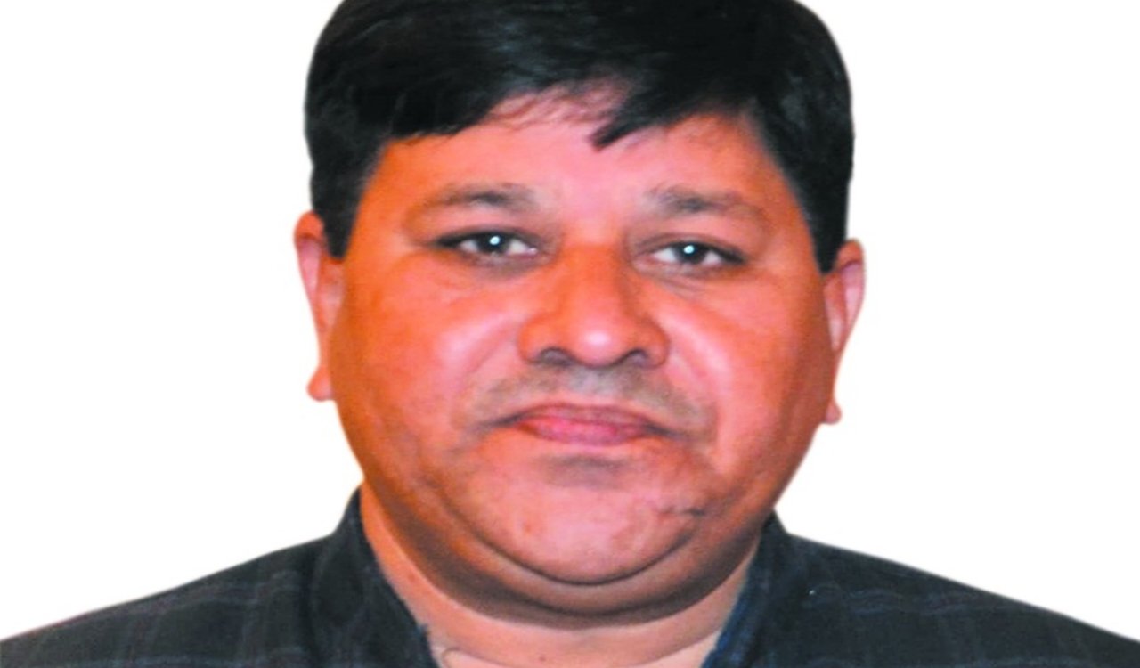 Energy Development Workers Union submitted a memorandum to the CMD demanding the removal of technical cadre officers from administrative posts.