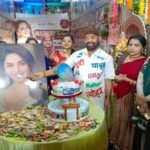 Pappu Sardar celebrated Madhuri Dixit's birthday in Jamshedpur.