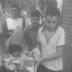 युवती को घर में घुसकर मारी गोली, गंभीर हालत में रांची रेफर, जांच में जुटी पुलिस A young woman was shot inside her house and was referred to Ranchi in critical condition.