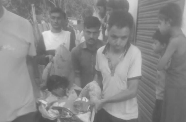 युवती को घर में घुसकर मारी गोली, गंभीर हालत में रांची रेफर, जांच में जुटी पुलिस