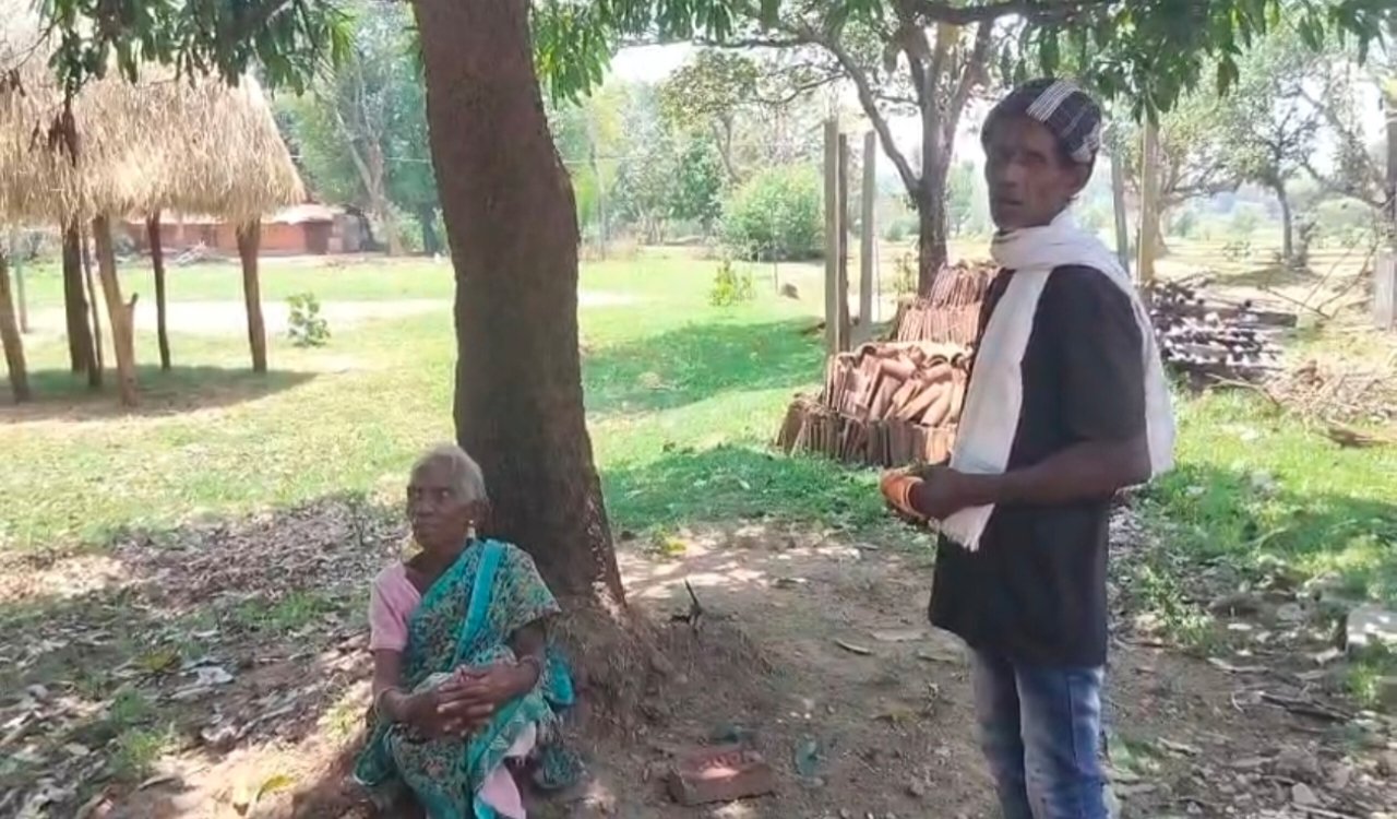 A man buried in Khunti returned to his village alive.