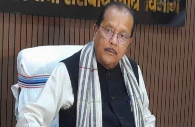 JETET में भोजपुरी ,अंगिका भाषा विवाद : आज की बैठक 3:2 में उलझी, 5 मंत्रियों की कमेटी के पास अब क्या विकल्प?