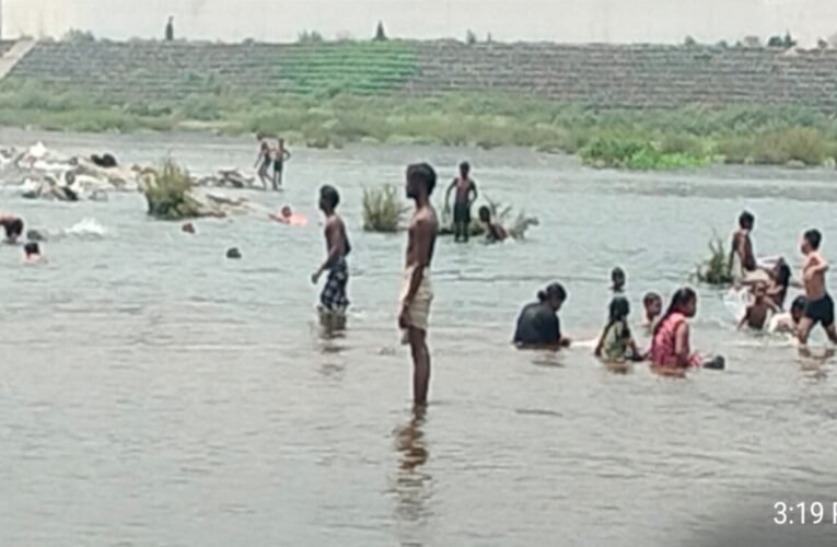 jamshedpur-heat-wave-inequality-swimming-pool-vs-river