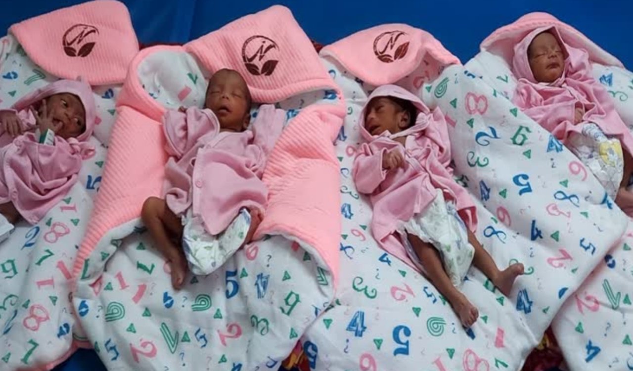Miracle of nature in Siwan: Woman gives birth to four children simultaneously, crowd gathers to watch