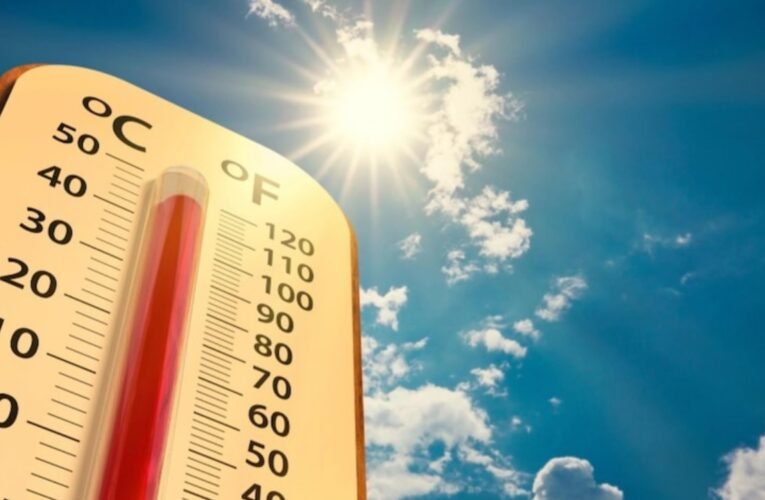 Scorching heat is sweeping across Ranchi and Jharkhand today; beware of the heat wave!