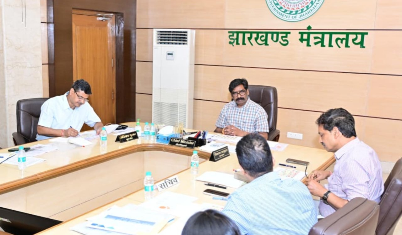 Chief Minister directs to expedite women and social security schemes, emphasis on preventing child marriage