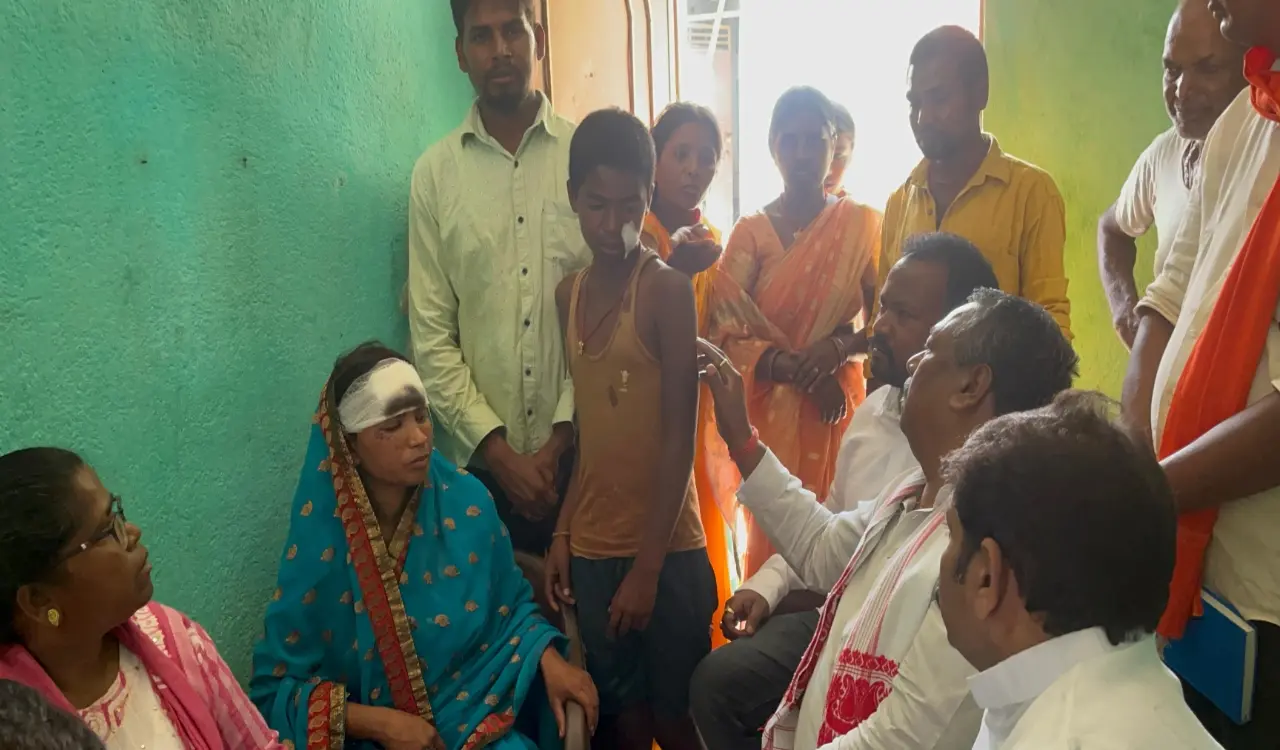 BJP delegation met the victim's family.