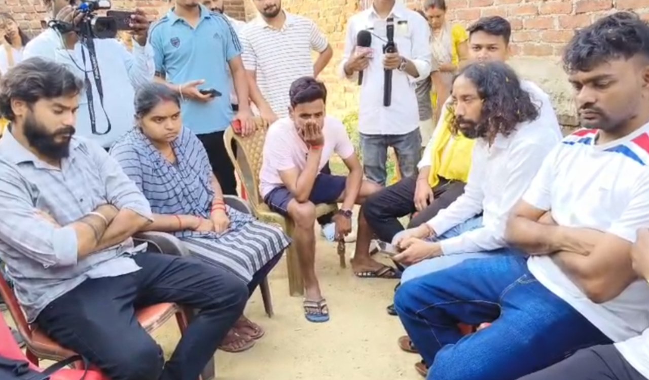 MLA Jairam Mahto enters the case of missing Aditi Pandey from Kokar, assures family of agitation