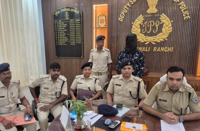 Brown sugar smuggling racket busted, one arrested with 32 grams of the drug