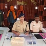 जंगल में अफीम की खरीद-बिक्री का भंडाफोड़, 1.113 किलो अफीम के साथ दो गिरफ्तार Opium trade busted in forest, two arrested with 1.113 kg opium