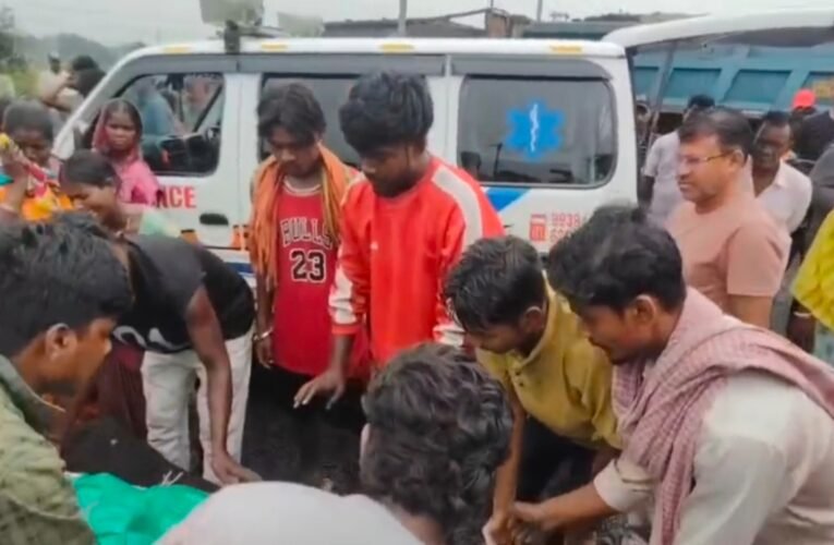 बोकारो: अवैध कोयला कारोबार को लेकर हिंसक झड़प, महिला की मौत; सड़क जाम कर ग्रामीणों का हंगामा