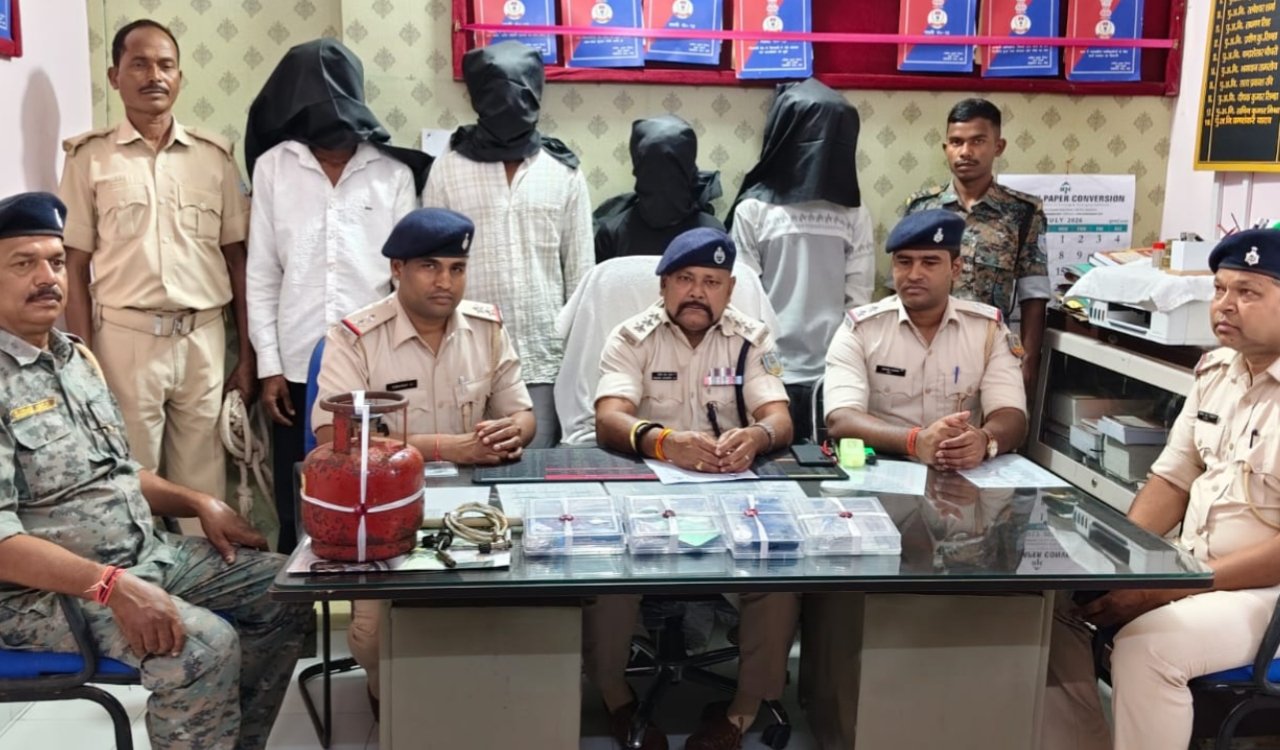 Jeweller shop theft case in Sikidiri solved, four accused arrested within 48 hours