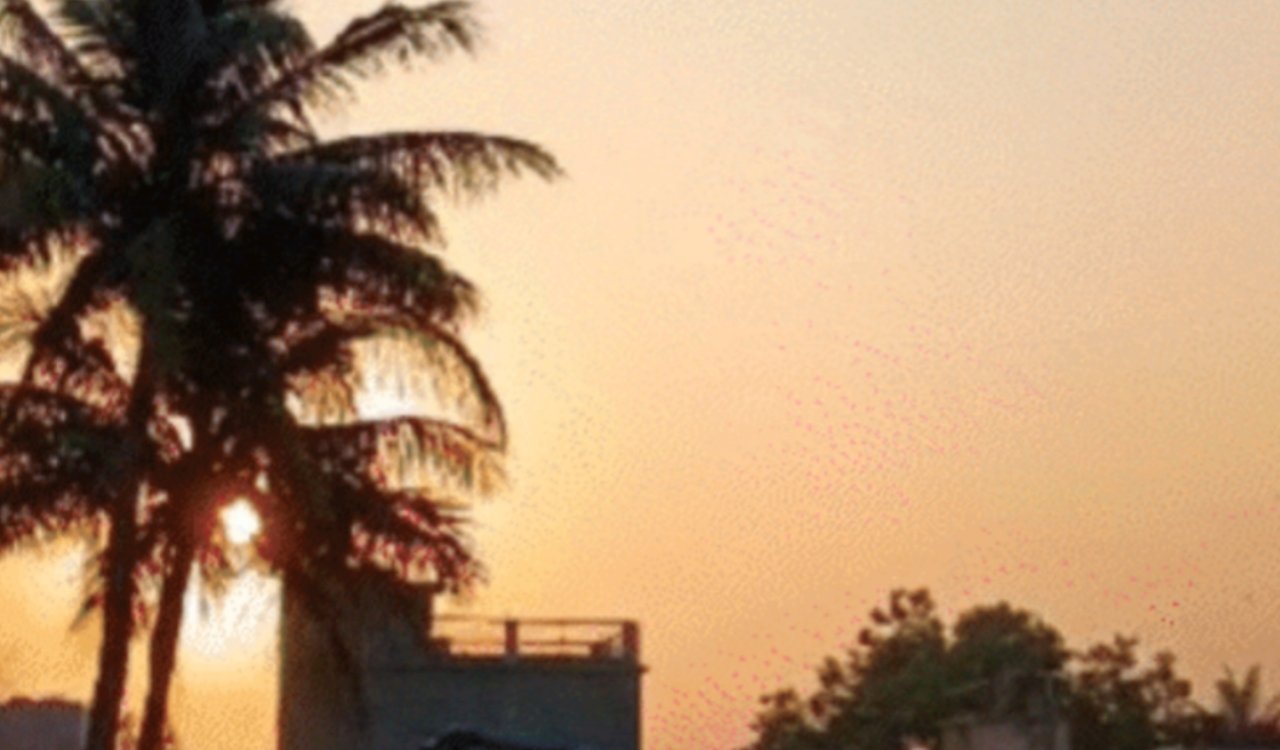 Heat wave grips entire Jharkhand including Ranchi today, with partly cloudy sky and possibility of thunderstorms in the afternoon.