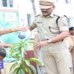 Simdega Police's tree plantation drive on World Environment Day, pledge to protect the environment