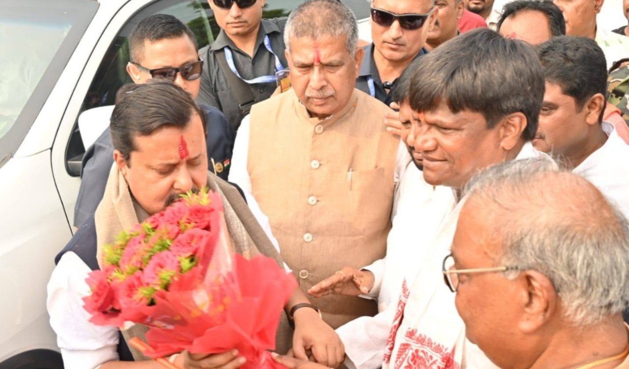 BJP National President Nitin Naveen received a grand welcome in Ramgarh and Bokaro, workers showed enthusiasm