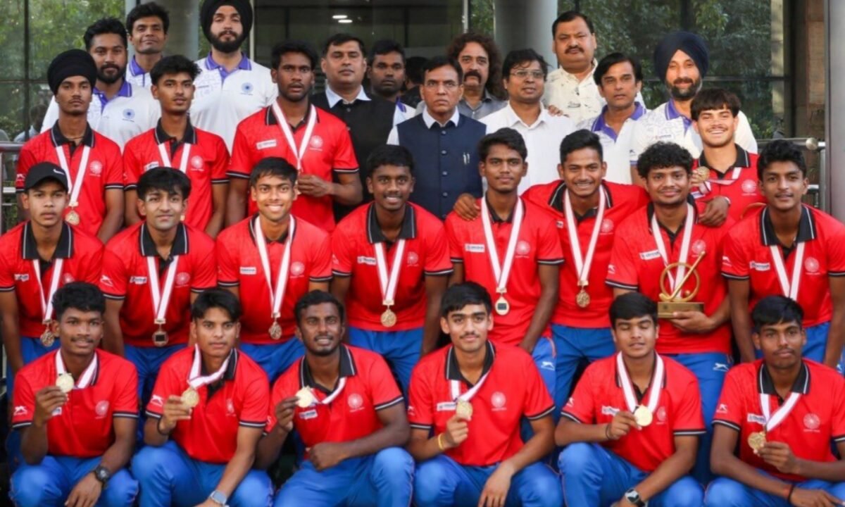 U18 Asia Cup Hockey: Union Minister Mansukh Mandaviya felicitates Indian women's team, presents cheque for ₹21 lakh