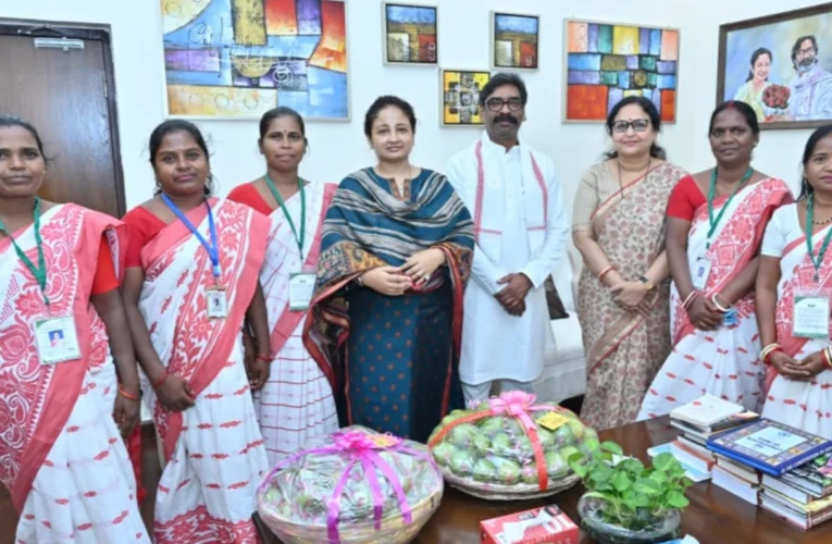 Amrapali mangoes from Simdega reach London, Chief Minister Hemant Soren appreciates the efforts of women's groups