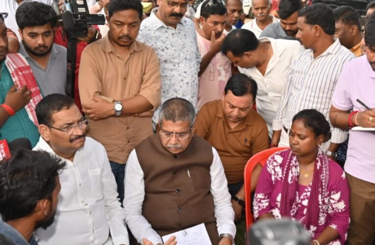 BJP announces protest over the disappearance of three children from Dhurva; questions police's handling of the matter.