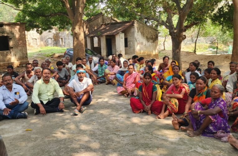Villagers in Beerkera complain about issues regarding electricity, drinking water, and a damaged bridge; INTUC leader Dilip Tirkey offers assurances.